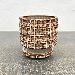 キュービックポット アンド ソーサー Sサイズ アイボリー（直径9.4cm、高さ9.5m）