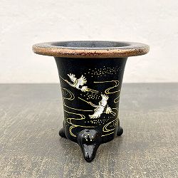 オモト鉢：錦鉢　鶴（つる）・黒【273790】／外径10.7cm（内径7.5cm）